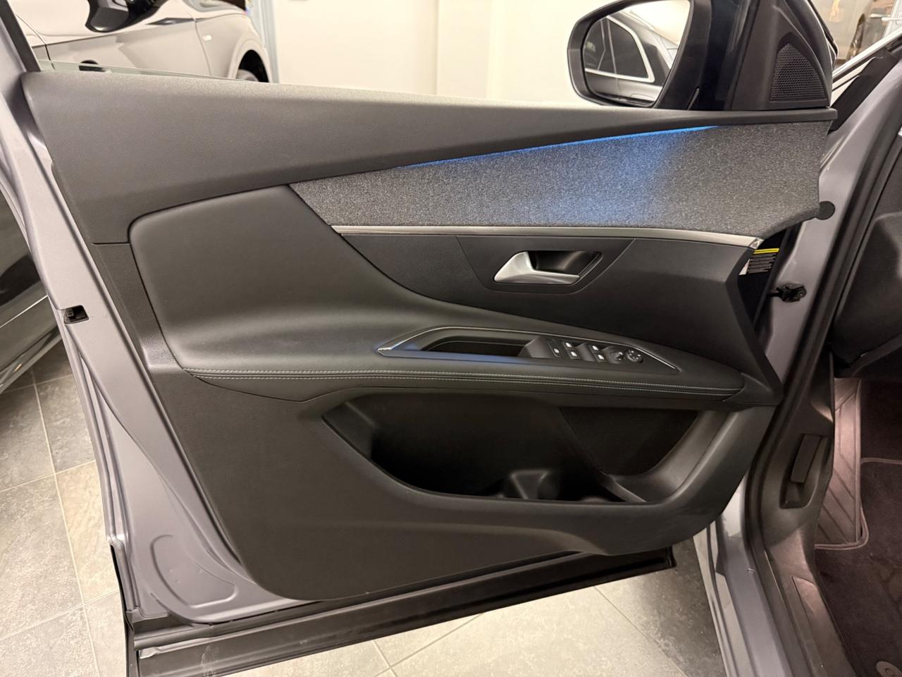 Peugeot 3008 BlueHDi 130 S&S EAT8 GT