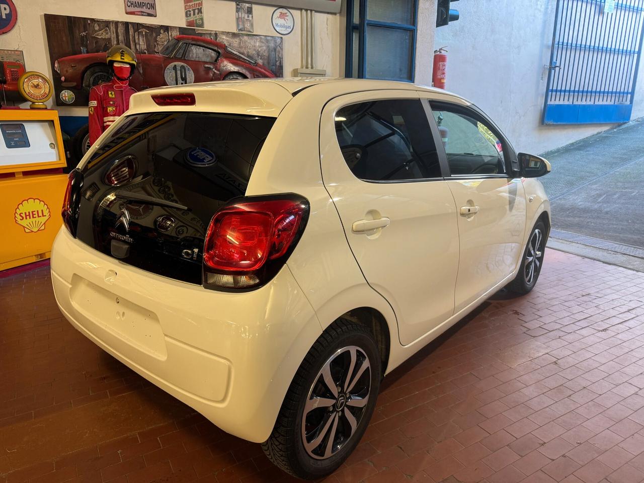 Citroen C1 VTi 68 5 porte Shine