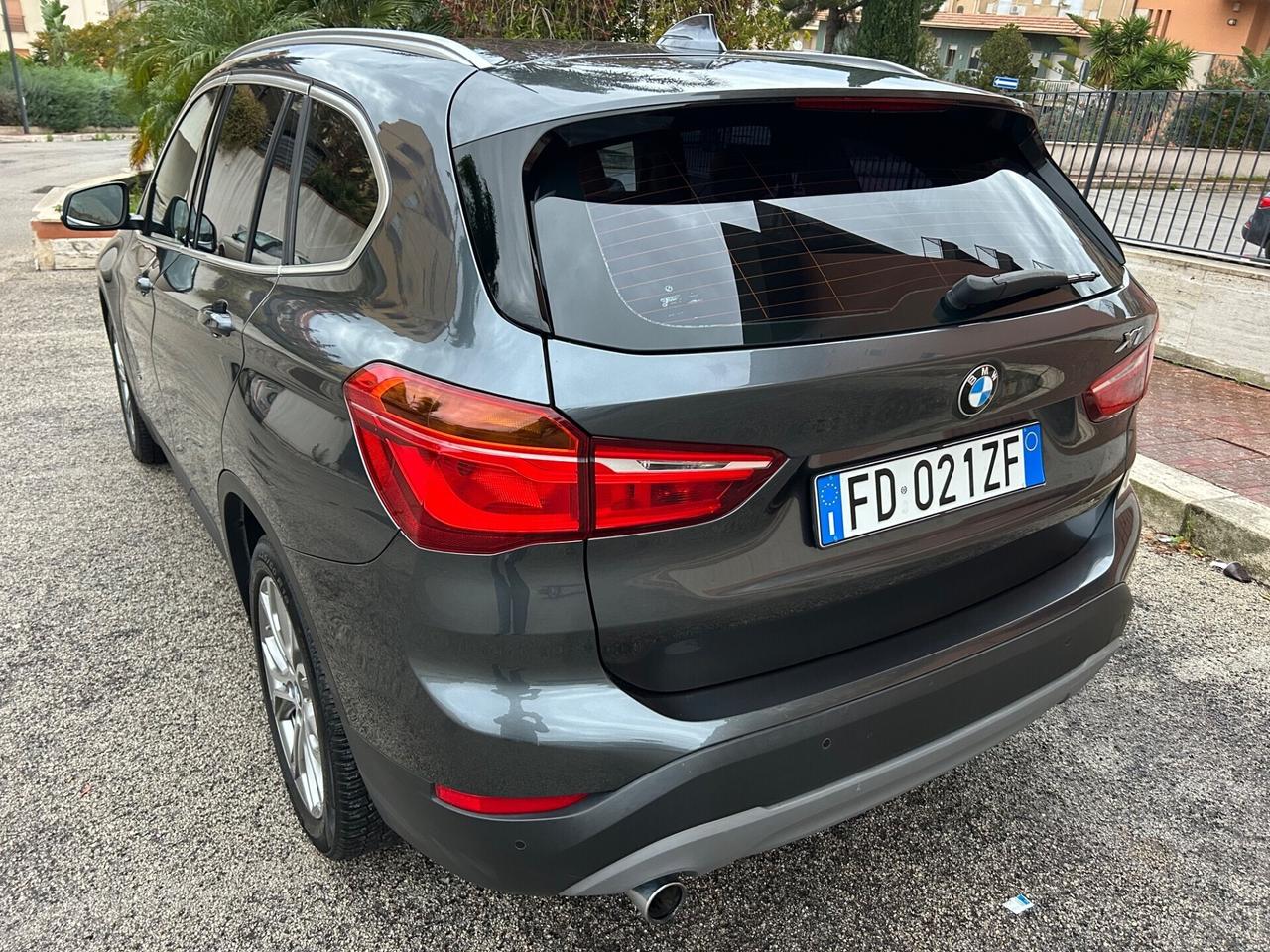 Bmw X1 sDrive18d xLine Strafull !!!