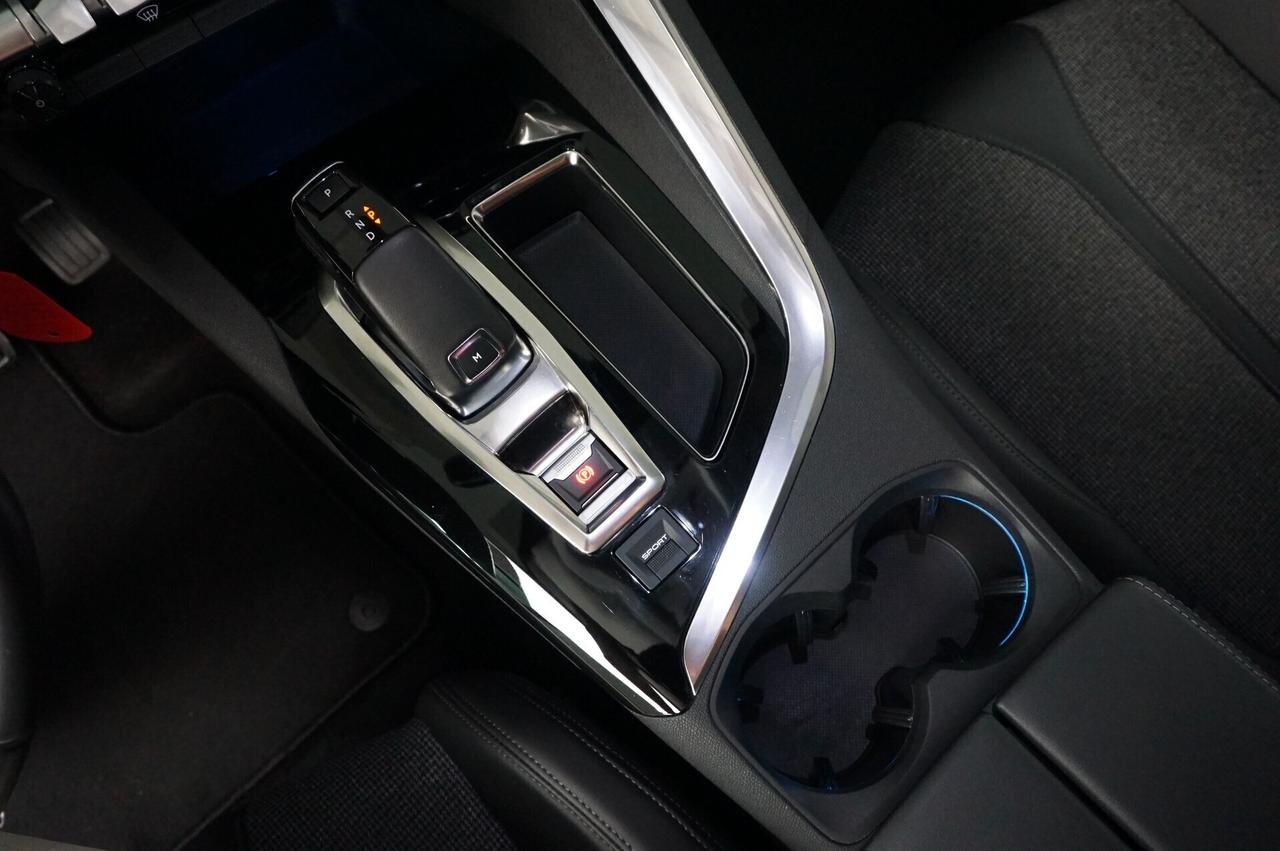 Peugeot 3008 BlueHDi 130 S&S EAT8 Allure