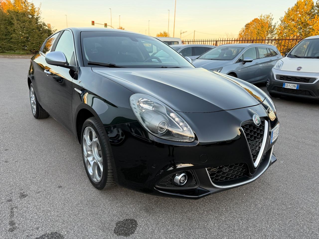 Alfa Romeo Giulietta Ti 1.6 120 CV Navi NEOPATENTATI Garantita