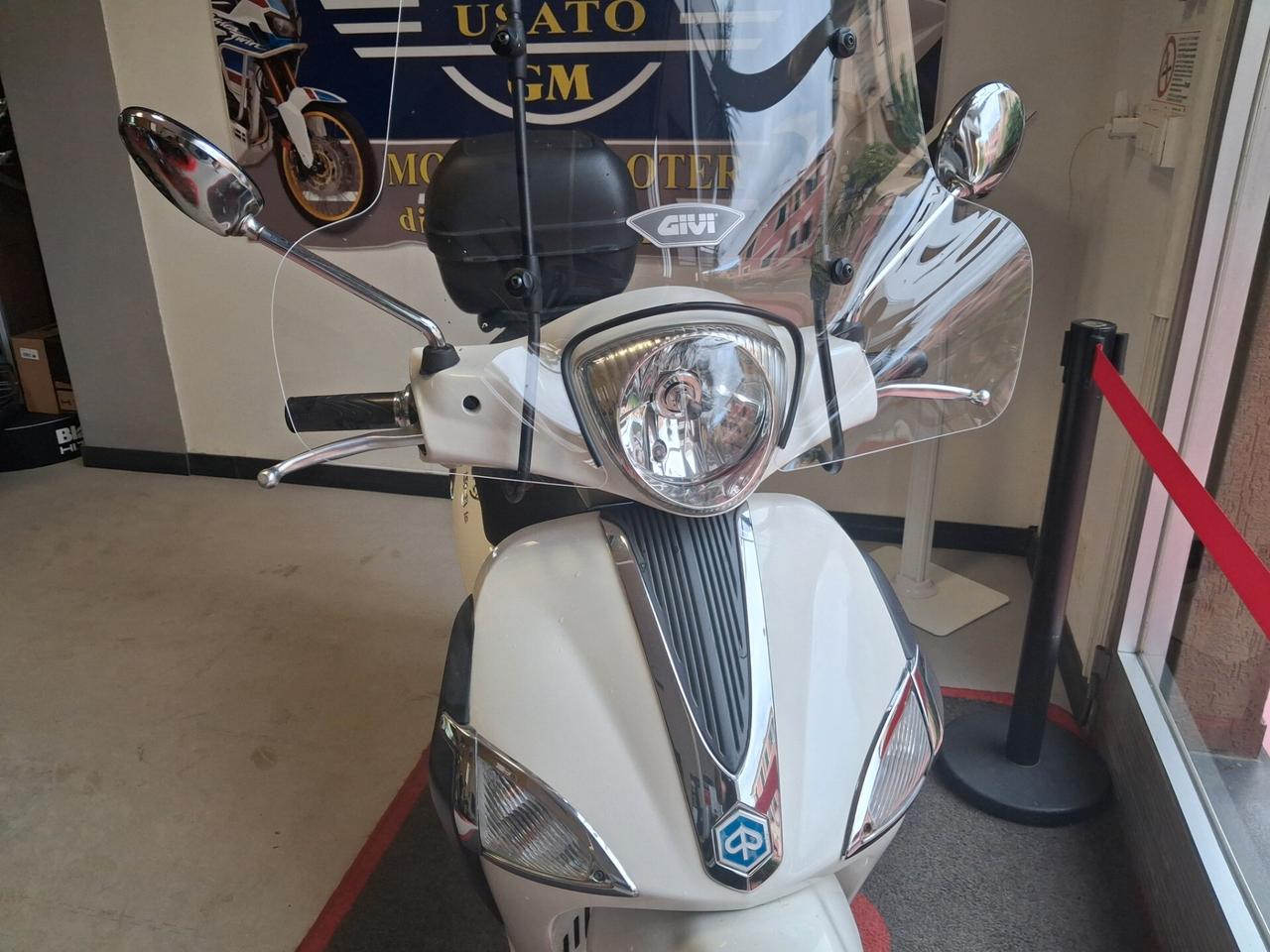 Piaggio Liberty 150 full optional