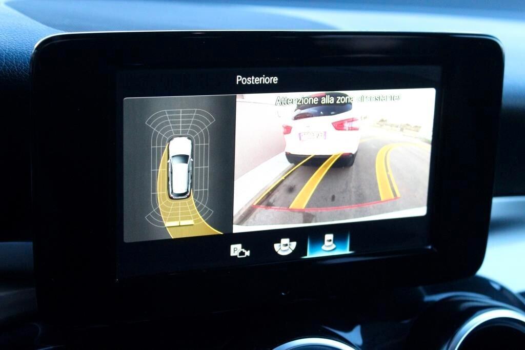 MERCEDES GLC 200 d 4Matic Aut *LED *Vetri Privacy