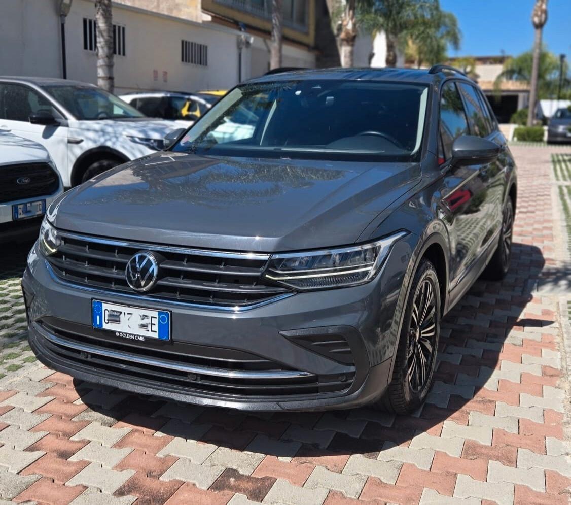 Volkswagen Tiguan 2.0 TDI 150CV Life dsg Uff Italy Lega Led USB