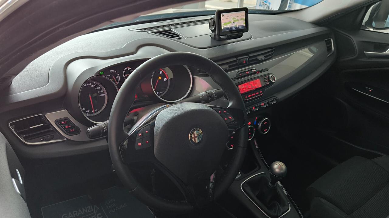 Alfa Romeo Giulietta 2.0 JTDm-2 140 CV Distinctive