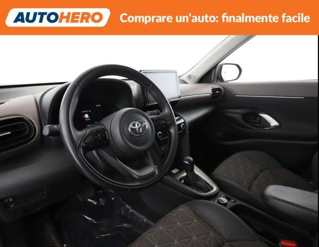 TOYOTA Yaris Cross 1.5 Hybrid 5p. E-CVT AWD-i Lounge