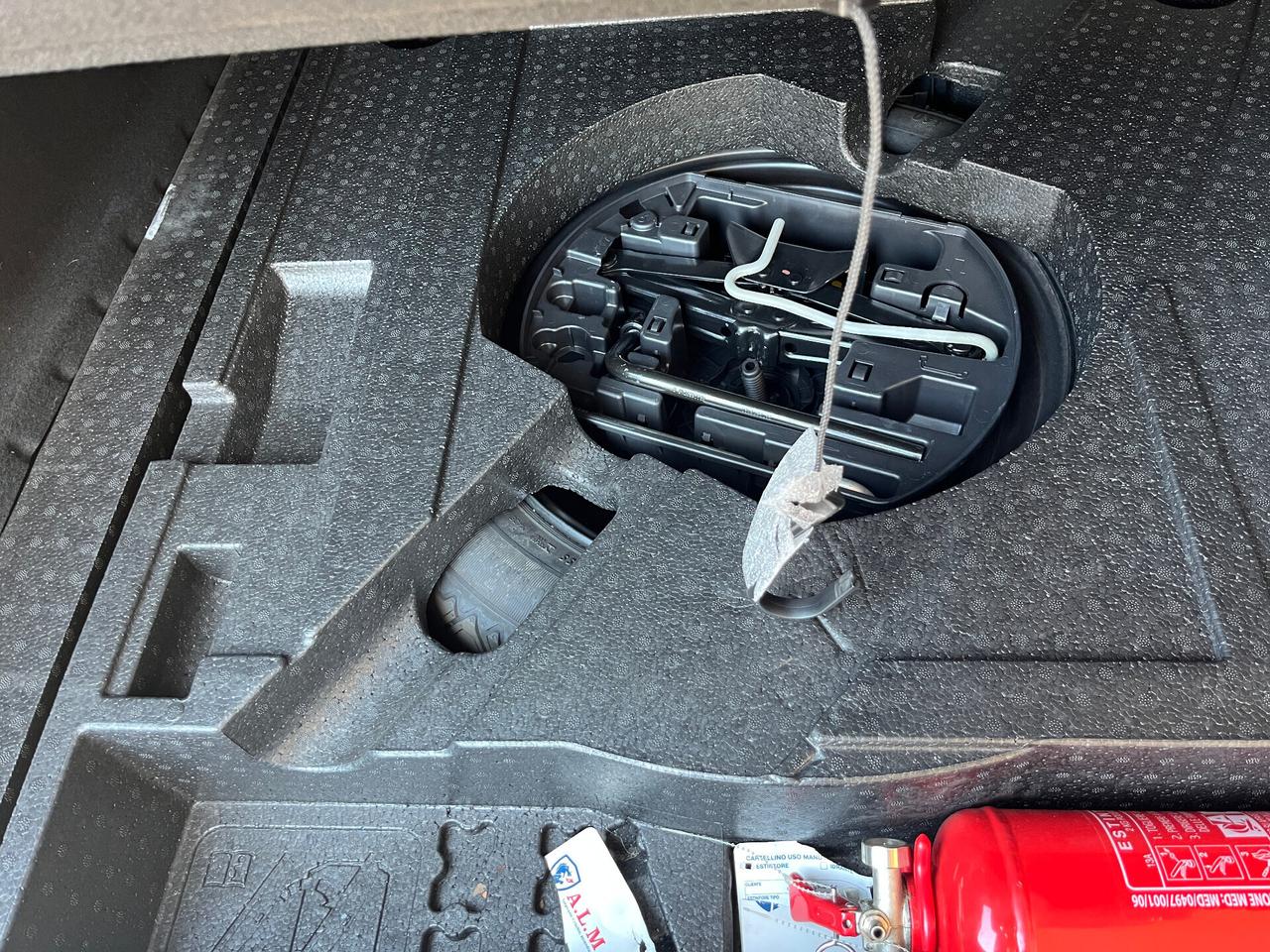 Peugeot 308 BlueHDi 130 S&S SW Allure