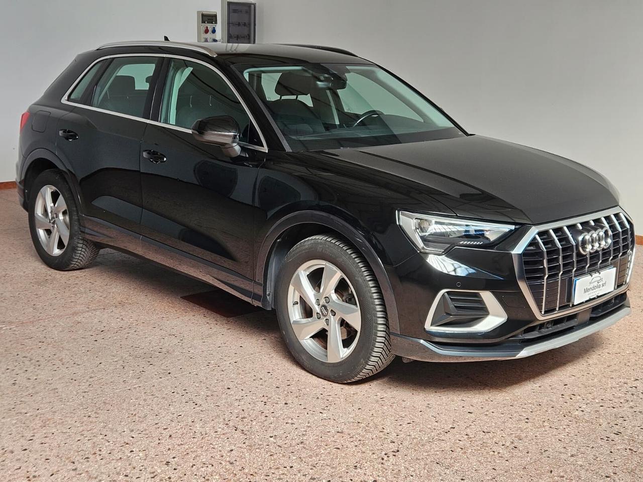 Audi Q3 35 TDI S tronic Business Advanced