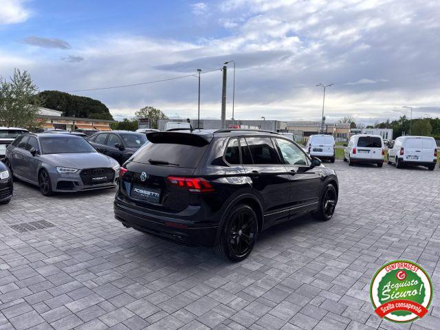 VOLKSWAGEN Tiguan 2.0 TDI SCR DSG Sport R-Line