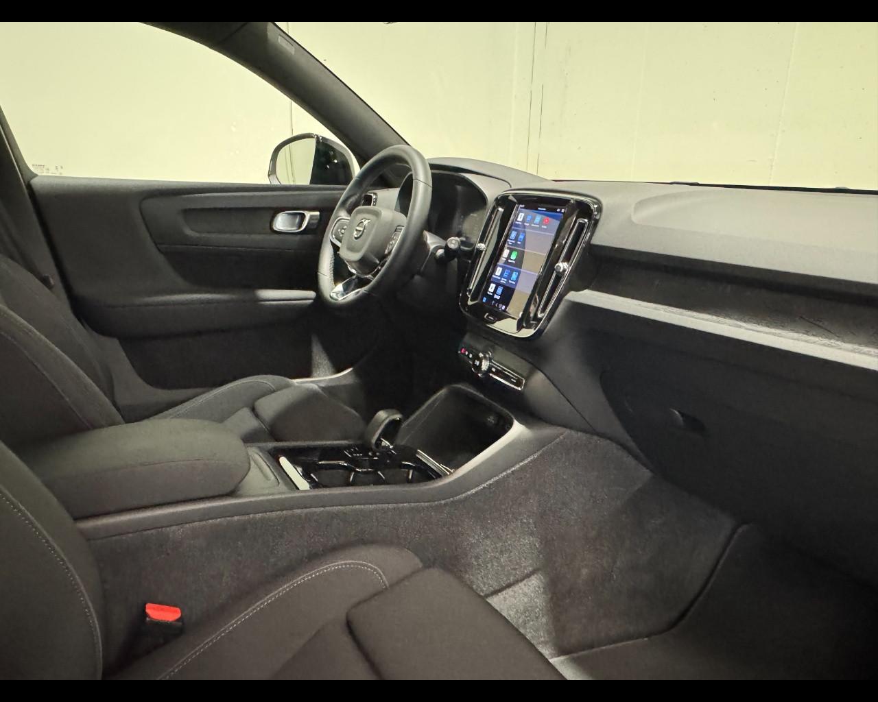 VOLVO XC40 SINGLE MOTOR EXTENDED RANGE CORE