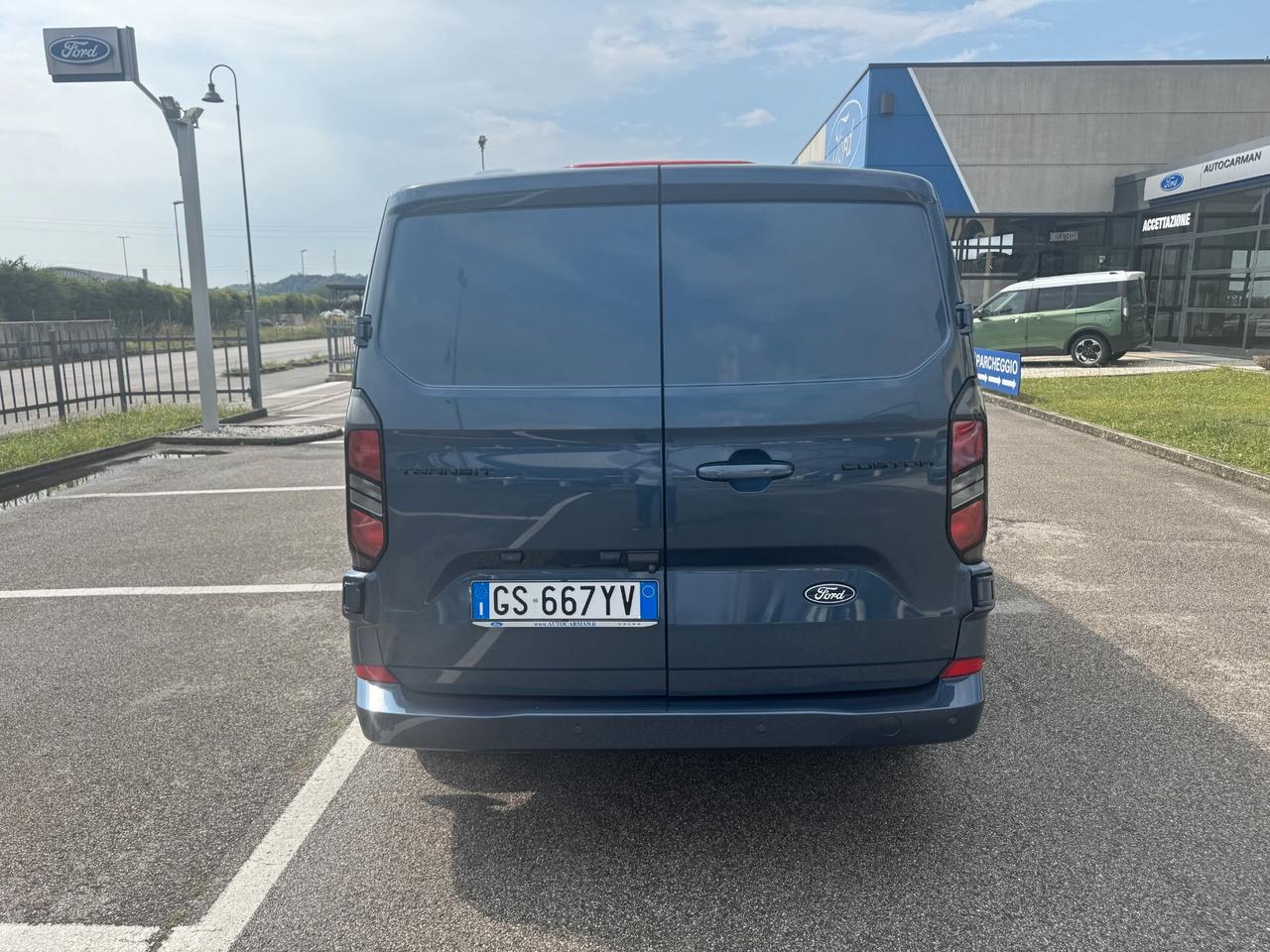 Ford Transit Custom Van Titanium 2.0EcoBlue 150CV Man. PC