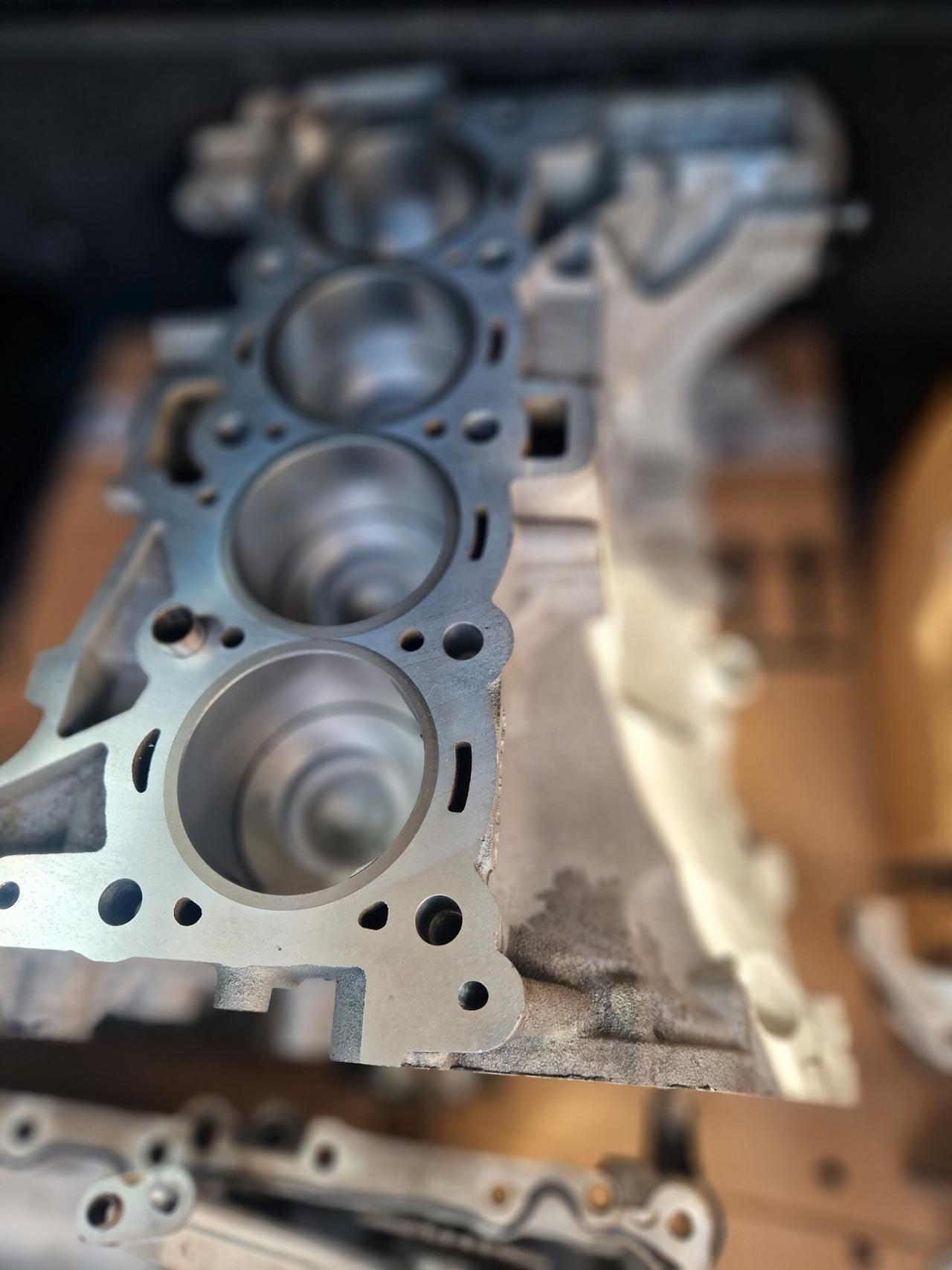 Land Rover Discovery Sport 2.0 TD4 150 CV HSE Luxury con KM ZERO