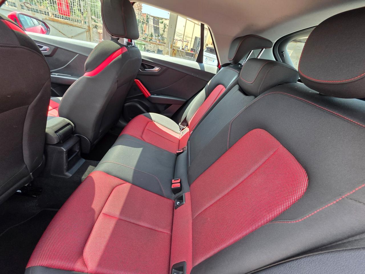 Audi Q2 2.0 TDI quattro S tronic Design