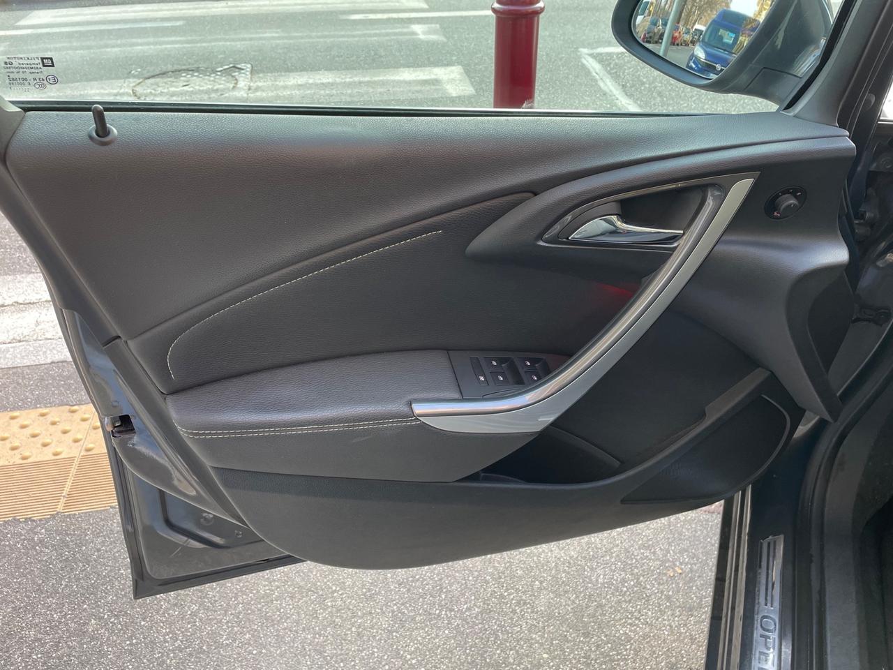 Opel Astra 1.7 CDTI110CVSportsTourerCosmo/GARANZIA