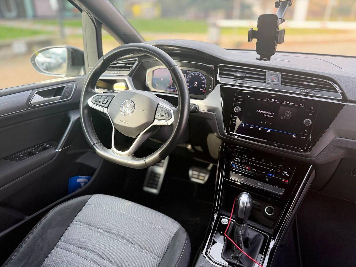Volkswagen Touran 2.0 tdi Executive dsg R-LINE
