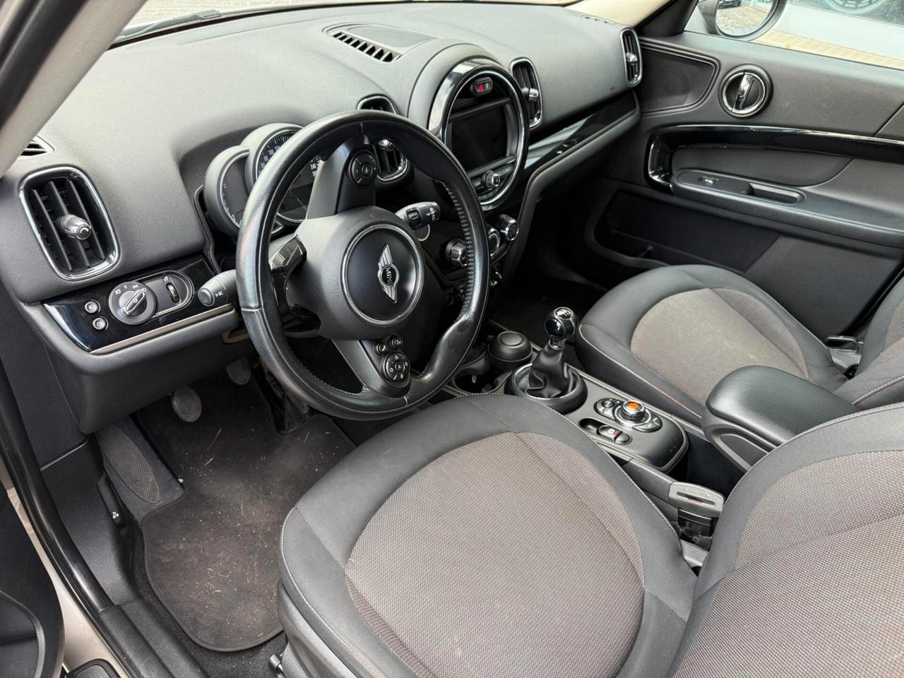 Mini One Countryman 1.5 D cooper Blacknight