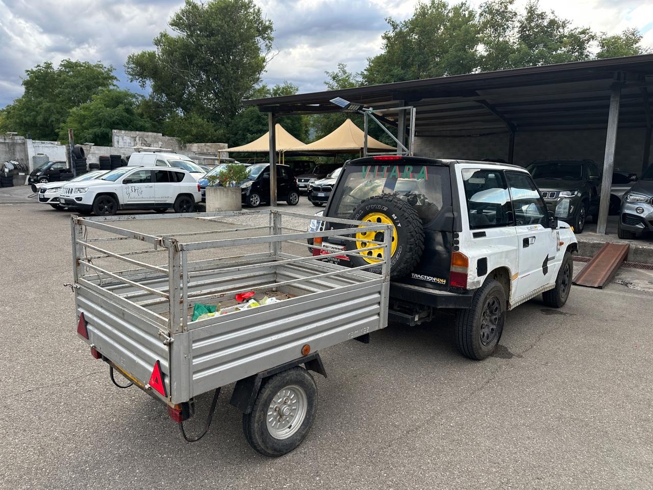 Suzuki Vitara 1.6 con carrello omologato