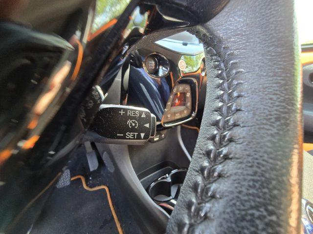 TOYOTA Aygo 1.0 VVT-i x-wave orange NEOPATENTATI PERMUTE