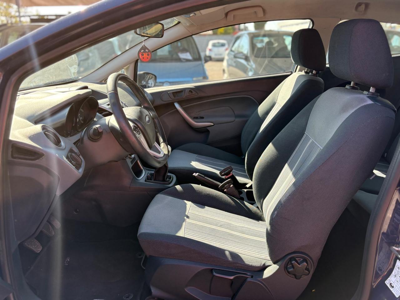 FORD FIESTA 2010 GPL