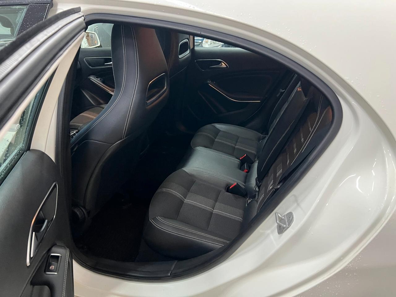 Mercedes-benz A 180 d Automatic Premium