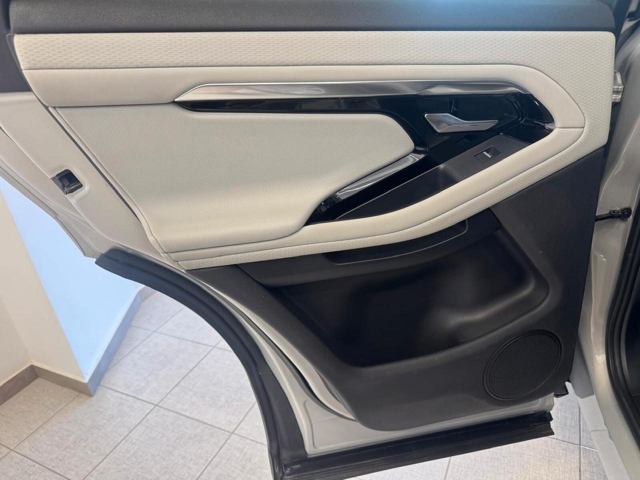 Land Rover Evoque 2.0 150CV AWD R-Dynamic 2019