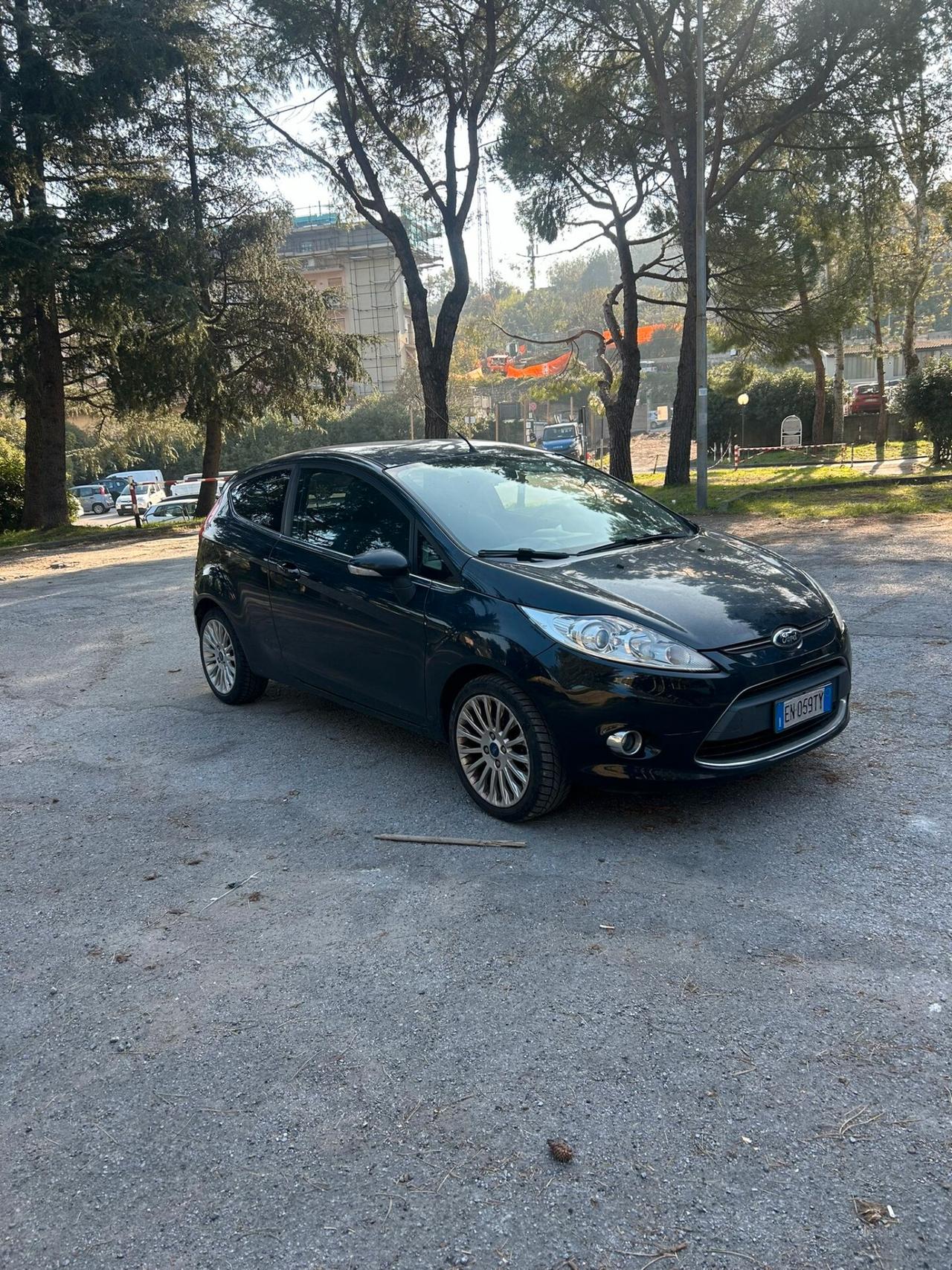 Ford Fiesta 1.4 TDCi 70CV 3 porte Titanium