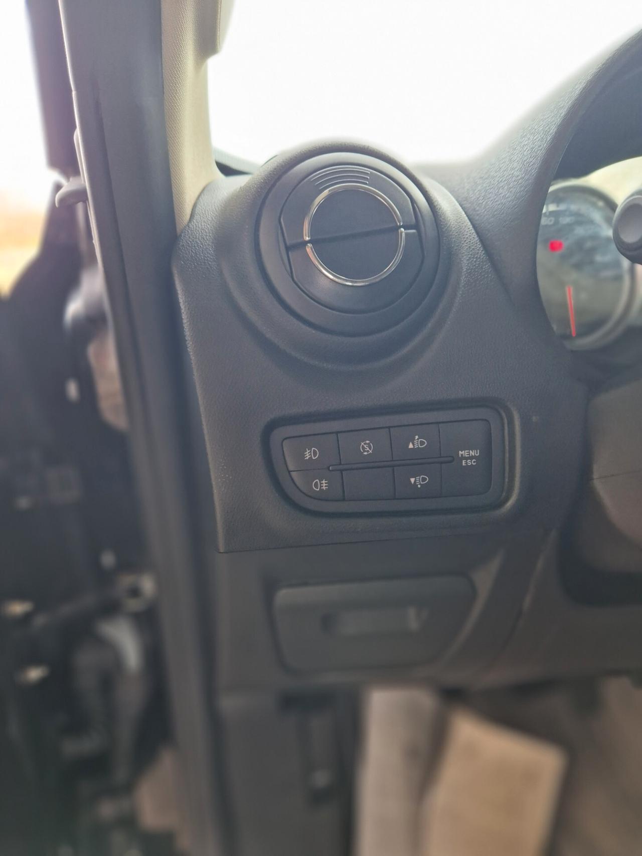 Alfa Romeo MiTo 1.3 JTDm-2 95 CV S&S Distinctive