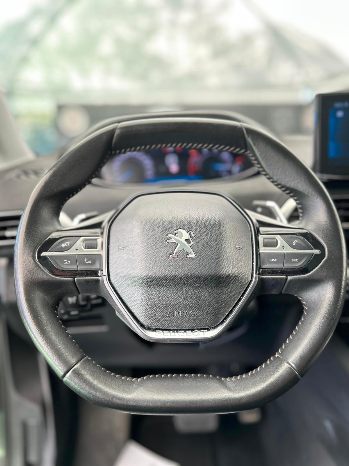 Peugeot 3008 BlueHDi 1.5 diesel 130 S&S EAT8 Active Business
