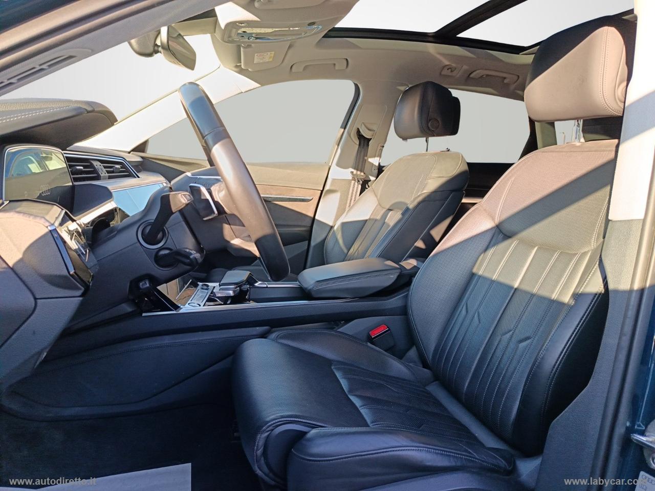 AUDI e-tron 55 quattro Advanced