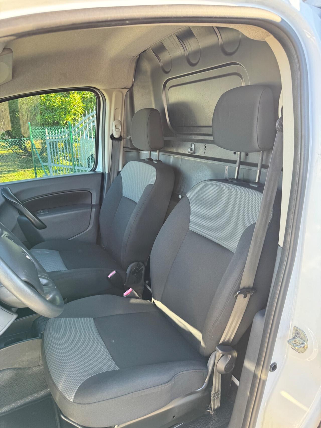 Renault Kangoo Blue dCi 115CV Express Furgone Ice