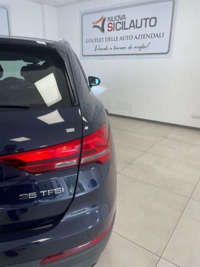 AUDI Q3 35 TFSI S tronic Business