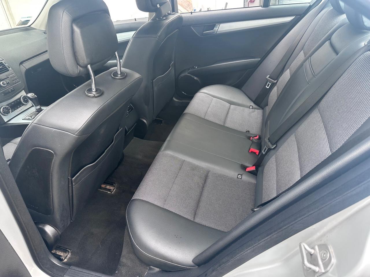Mercedes-benz C 200 BlueEFFICIENCY Avantgarde