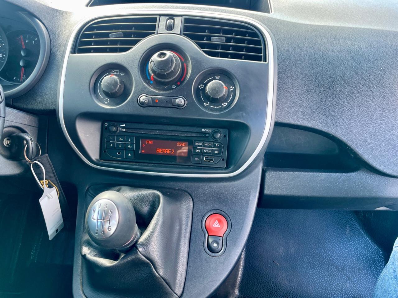 Renault Kangoo MAXI dCi 115CV AUTOCARRO 4 POSTI
