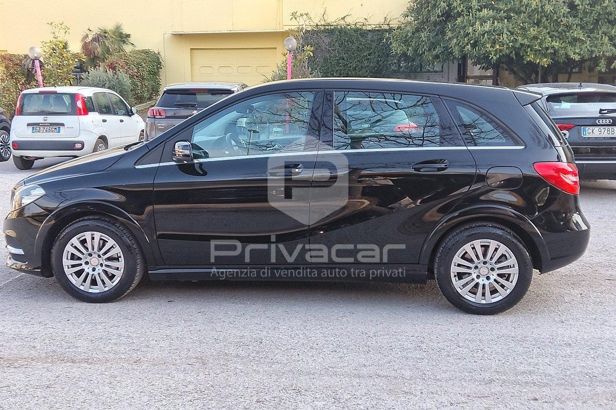 MERCEDES B 200 NGD Executive