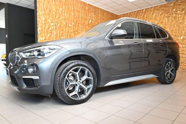 BMW X1 SDRIVE 18d SPORT BLACKLINE AUT.NAVI LED18"TEL FULL
