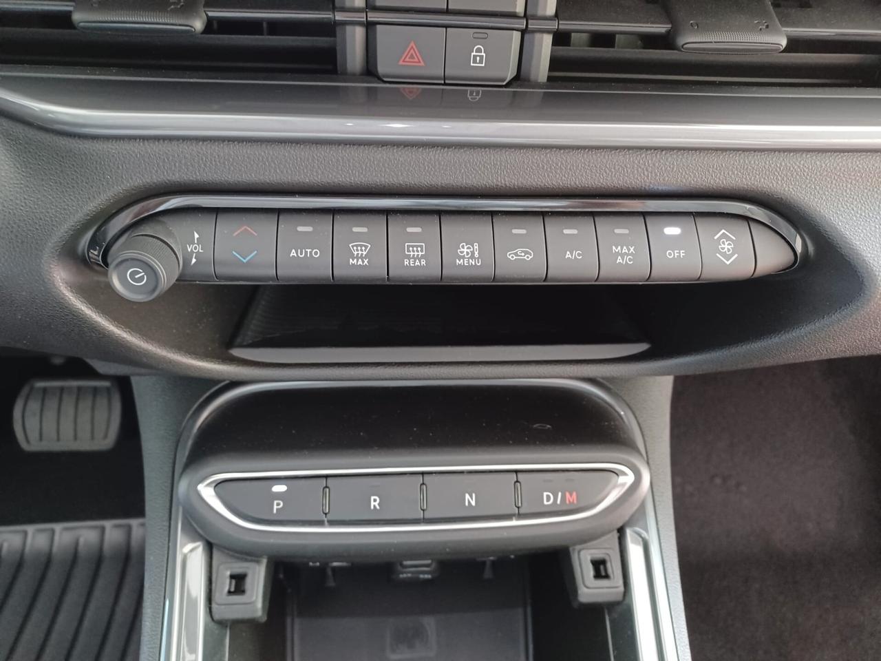 Fiat 600 Hybrid 100 CV DCT MHEV La Prima