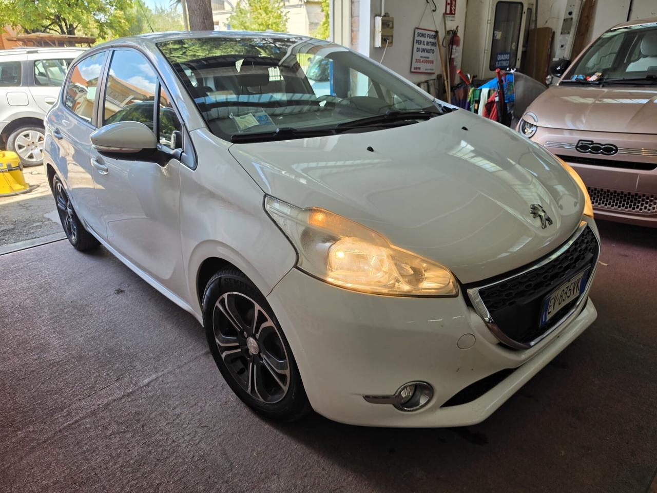 Peugeot 208 1.4 VTi 95 CV 5p GPL Allure rate dea 99,00
