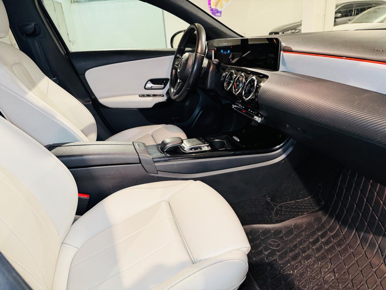 Mercedes-benz A 180 AUTOMATIC Special Edition*