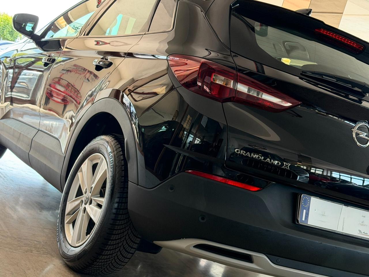 Opel Grandland 1.5 DIESEL 130 cv. Eat8 ELEGANCE (Nav)