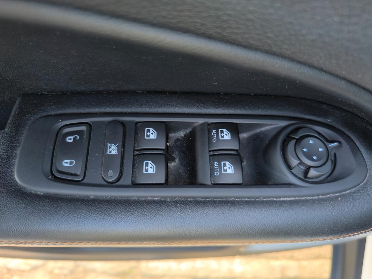 JEEP COMPASS BUSINESS 1.6 DIESEL 120cv LED/NAVI/SENS.POST