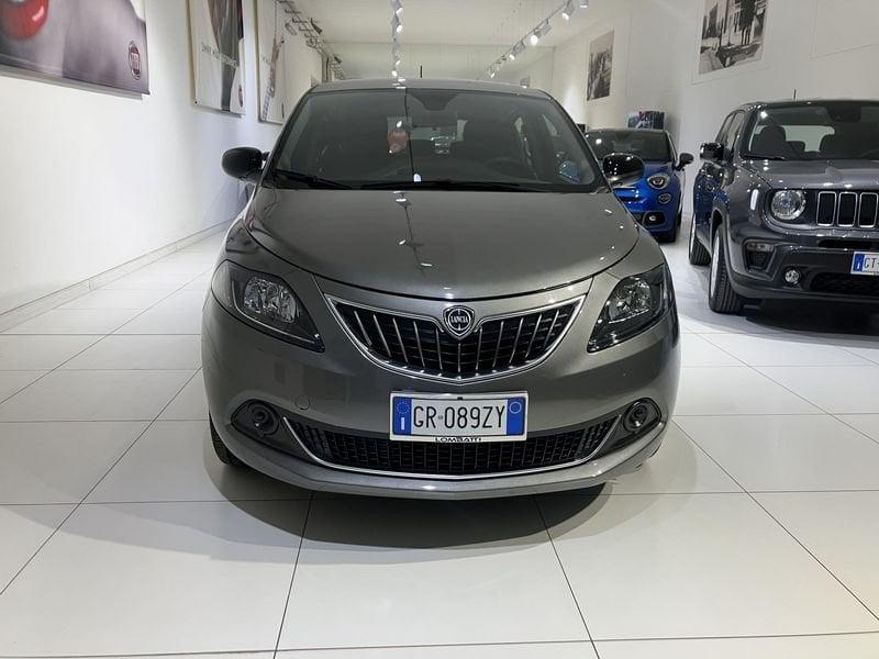 Lancia Ypsilon 1.0 FireFly 5 porte S&S Hybryd Gold