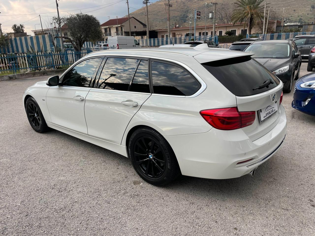 Bmw 316 316d Touring luxury aut.