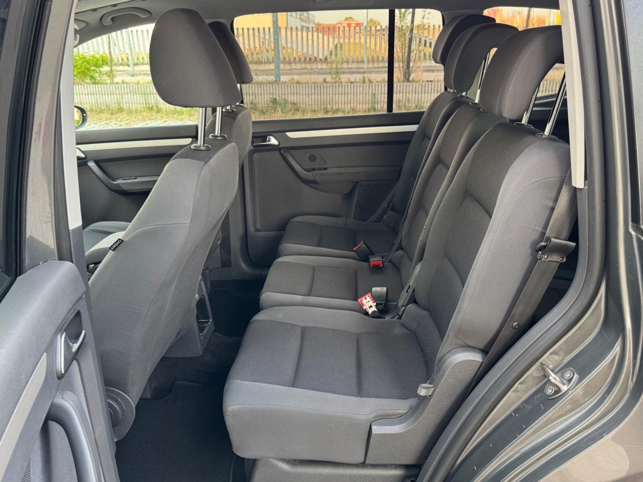 Volkswagen Touran 1.6 TDI 105cv 7 Posti Comfortline