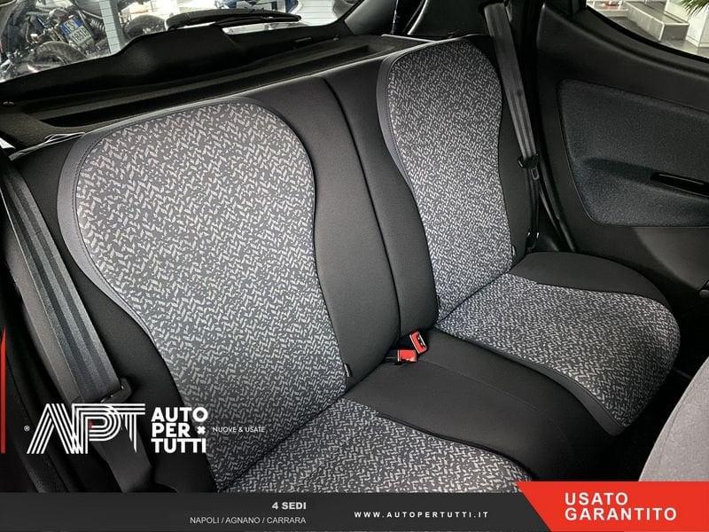 Lancia Ypsilon Ypsilon 1.0 firefly hybrid Silver s&s 70cv