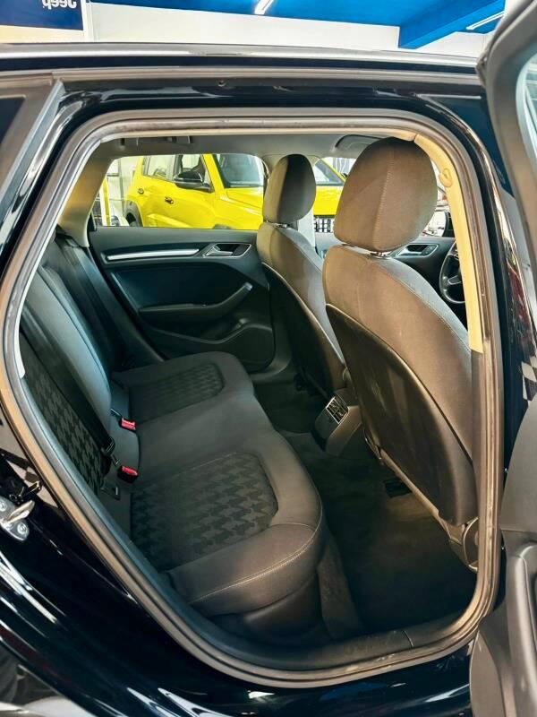 Audi A3 1.8 tfsi Attraction s-tronic E6