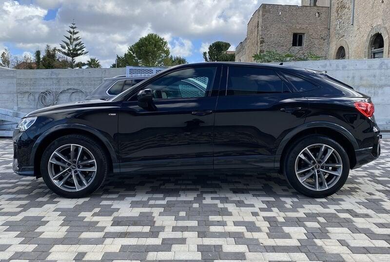 Audi Q3 SPB S Line interno ed esterno 2.0 TDI 150CV S-Tronic 35