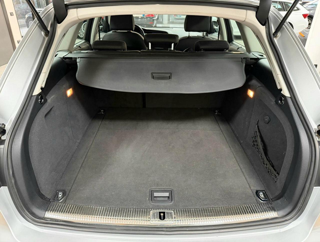 AUDI A4 AVANT 2.0 TDI 143CV AMBIENTE NEOPATENTATI