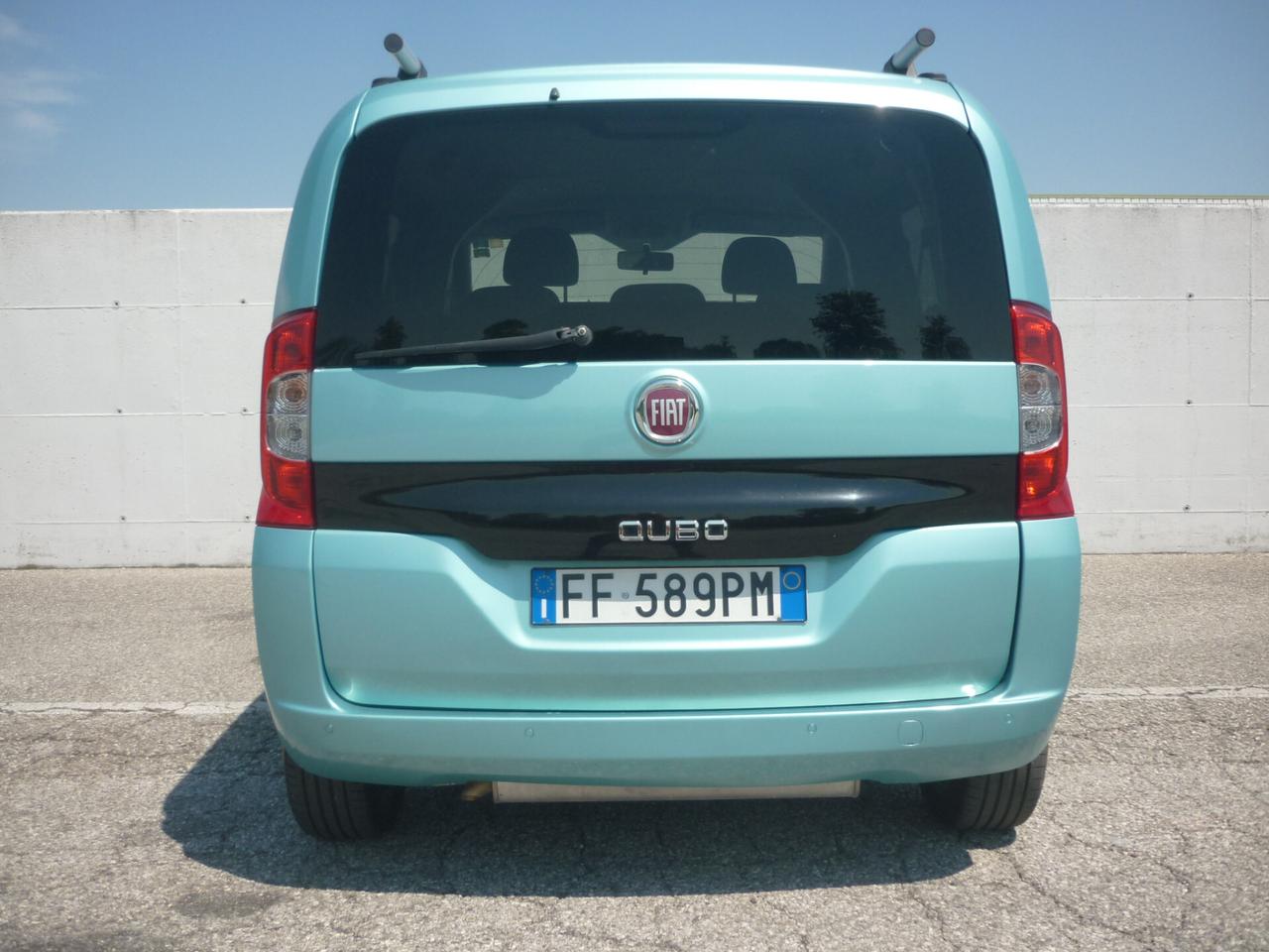 Fiat Qubo 1.4 8V CV 77 Lounge Natural Power