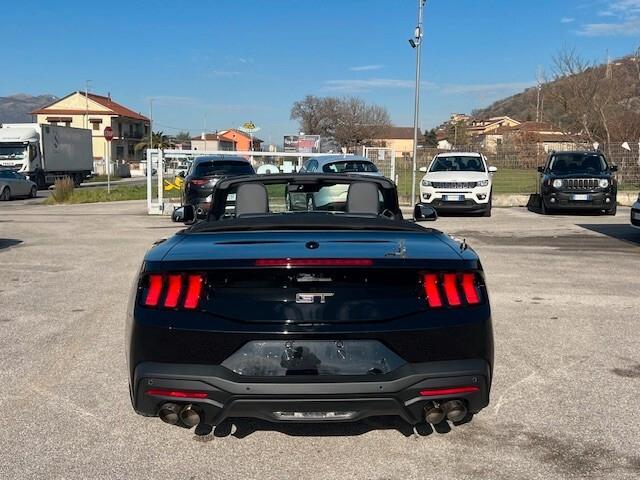 Ford Mustang Convertible 5.0 V8 GT