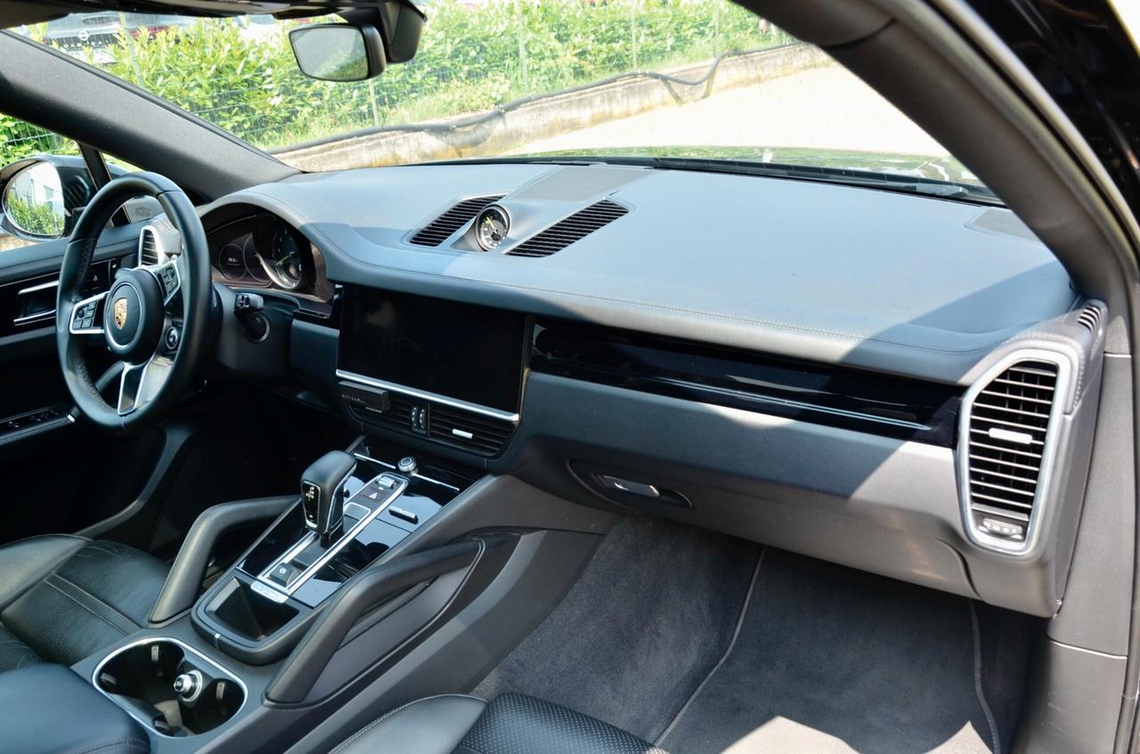 PORSCHE CAYENNE COUPE 3.0 PLUG-IN E-HYBRID 470cv TIPTRONIC, CRONOLOGIA SERVICE PORSCHE, UNICOPROP, UFF ITALIANA, EURO 6D, TETTO, HI-FI BOSE, RETROCAMERA 360°, PERMUTE